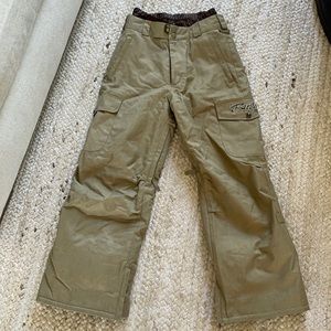 Beautiful Burton boys snowboard pants. Size medium, 10-12 youth